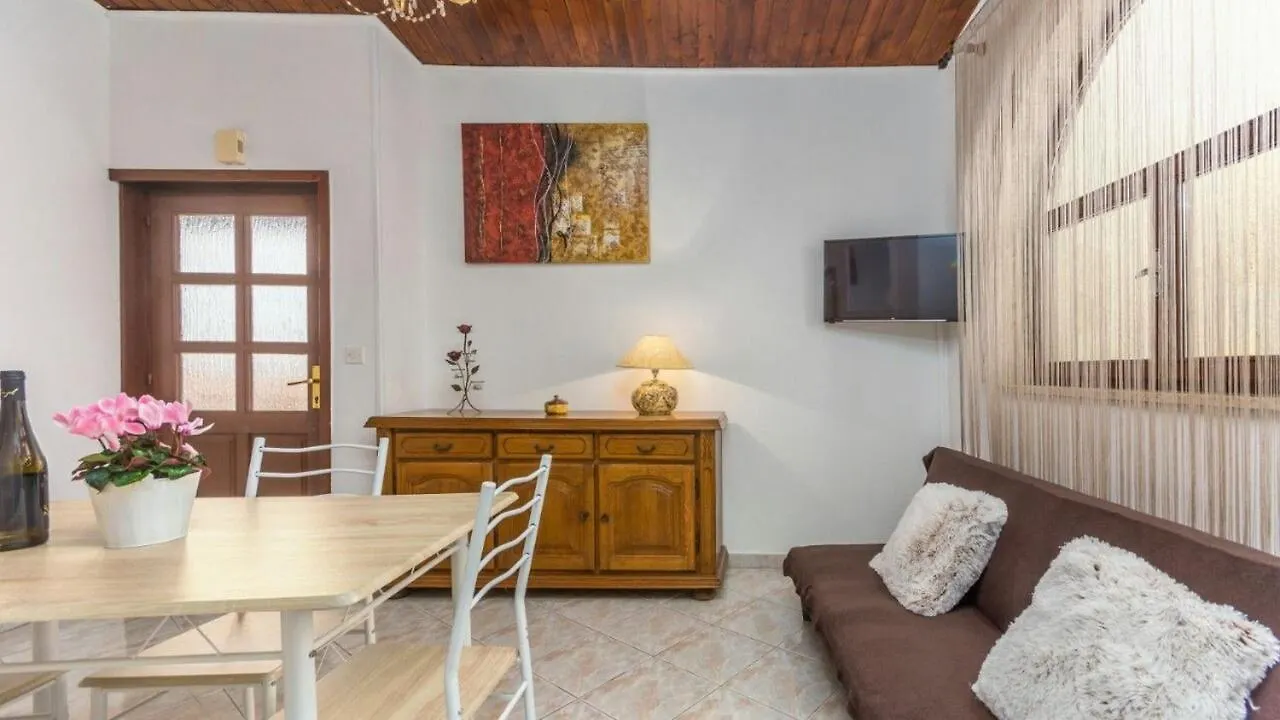 Apartment Dory By Rent Istria Poreč