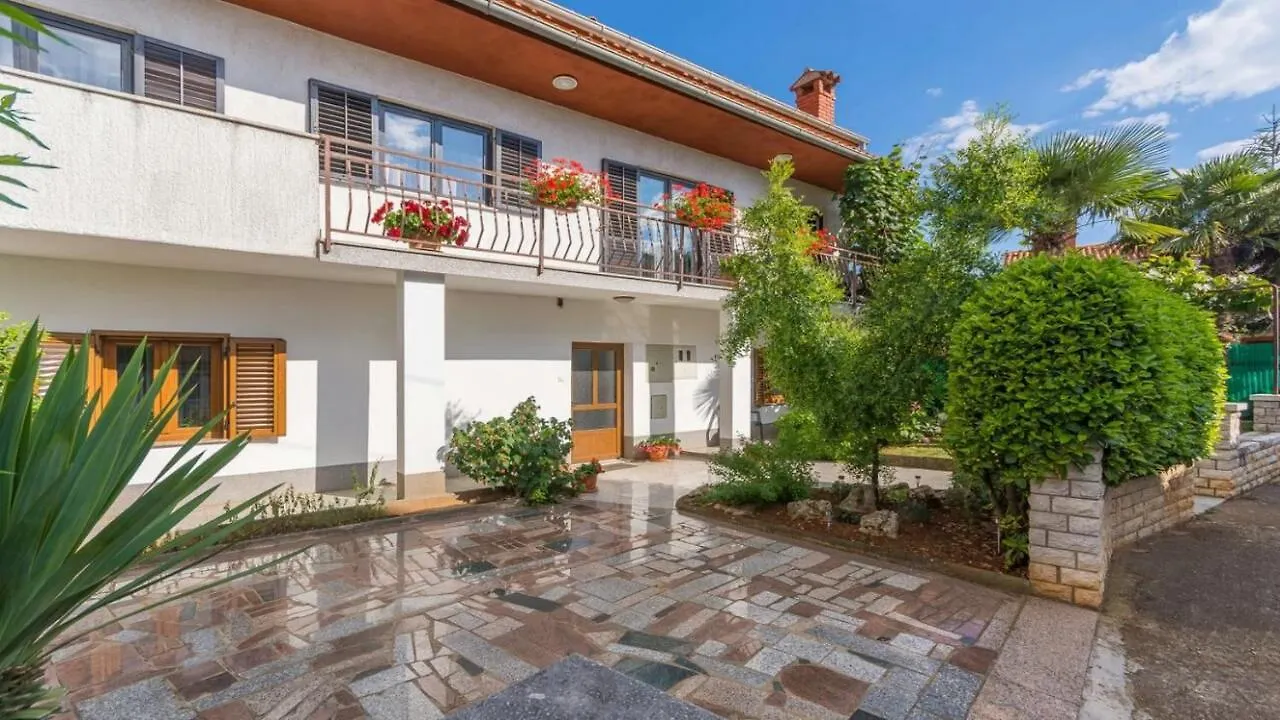 Apartment Dory By Rent Istria Poreč